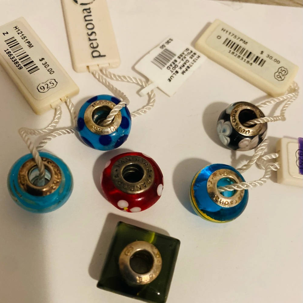 6 Pandora & Persona charms
